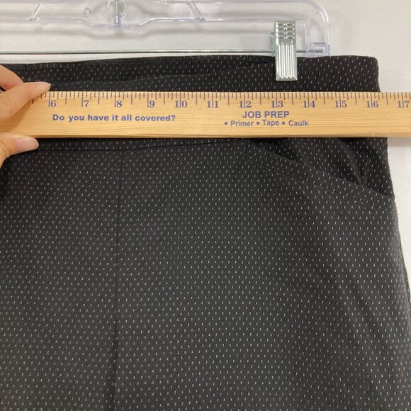 Chico's size Large/2 Stretch Micro Polka Dot Button Accent Pull-on Crop Pants - Picture 6 of 10